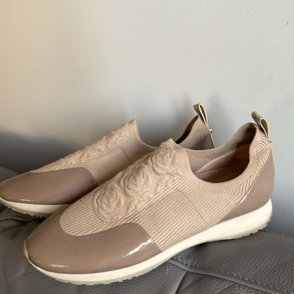 Taryn Rose Beige Knit & Patent Slip-On Sneakers